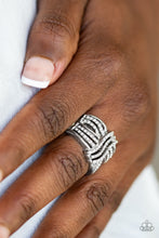 Load image into Gallery viewer, Showbiz Beauty White Ring