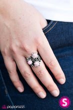 Load image into Gallery viewer, Bouquet Botanical Pink Ring