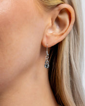 Load image into Gallery viewer, Smitten Sensation Silver Necklace