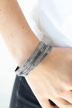 Load image into Gallery viewer, Full Circle Black Bangles