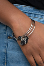 Load image into Gallery viewer, Prairie Plains Black Bangles