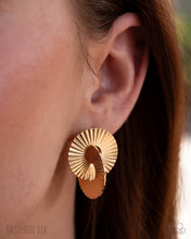 Load image into Gallery viewer, Perceptive Prize Gold Earrings