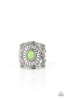 Exquisitely Ornamental Green Ring