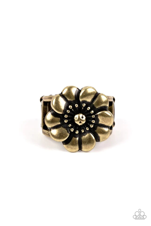 Floral Farmstead Brass Ring