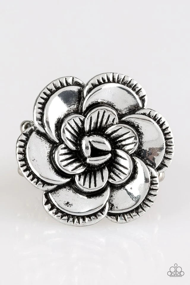 Flowerbed and Breakfast Silver Ring