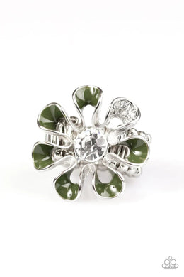Flowering Flower Patch Green Ring