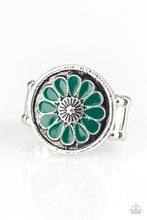 Load image into Gallery viewer, Garden View Green Ring