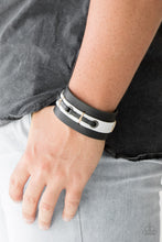 Load image into Gallery viewer, Bear Lake Black Snap Bracelet