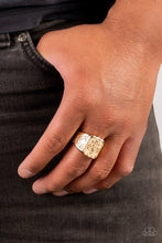 Load image into Gallery viewer, Fiercely Fleur-de-lis Gold Men’s Ring