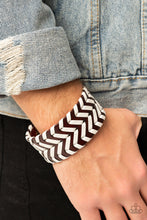 Load image into Gallery viewer, Biker Badlands Brown Snap Bracelet