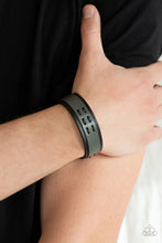 Load image into Gallery viewer, Blaze a Trail Black Snap Bracelet