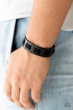 Load image into Gallery viewer, Bring Out The West in You Black Snap Bracelet