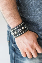 Load image into Gallery viewer, Chopper Central Black Snap Bracelet
