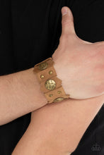 Load image into Gallery viewer, Electrified Edge Brown Snap Bracelet