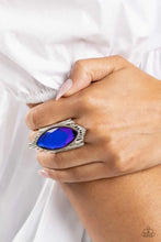 Load image into Gallery viewer, Stunning Showman Purple Ring