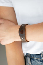 Load image into Gallery viewer, Pleasantly Pioneer Brown Snap Bracelet
