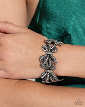Load image into Gallery viewer, French Flourish White Bracelet
