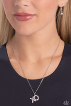 Load image into Gallery viewer, XO Showcase White Necklace