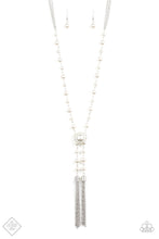 Load image into Gallery viewer, Vintage Diva White Necklace