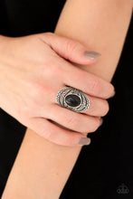 Load image into Gallery viewer, Royal Roamer Black Ring