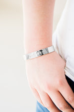 Load image into Gallery viewer, Just Love Silver Cuff