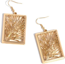 Load image into Gallery viewer, Textured Trial Gold Earrings