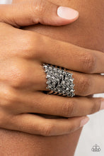 Load image into Gallery viewer, Slanted Smolder Silver Ring