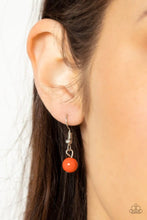 Load image into Gallery viewer, Talisman Trendsetter Orange Necklace