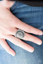 Load image into Gallery viewer, Country Groves Silver Ring