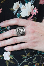 Load image into Gallery viewer, Floral Finale Silver Ring