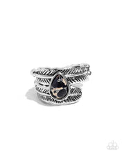 Load image into Gallery viewer, Feathered Feature Black Skinny Band Ring