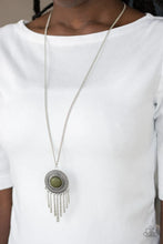 Load image into Gallery viewer, Bon Voyager Green Necklace