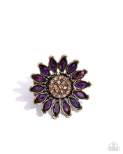 Load image into Gallery viewer, Sunflower Setting Brass Ring