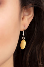 Load image into Gallery viewer, Nomadic Dramatics Yellow Necklace