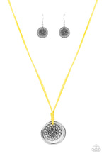Load image into Gallery viewer, One Mandala Show Yellow Necklace