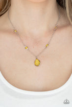 Load image into Gallery viewer, Romantic Rendezvous Yellow Necklace