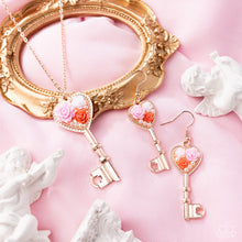 Load image into Gallery viewer, Garden Getaway Gold Necklace