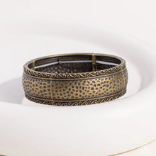 Load image into Gallery viewer, Textile Tenor Brass Bracelet