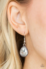 Load image into Gallery viewer, Socialite Social White Necklace