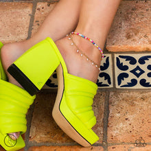 Load image into Gallery viewer, Beachfront Backdrop Gold Anklet