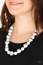 Load image into Gallery viewer, Top Pop White Necklace