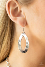 Load image into Gallery viewer, Metalhead Count Silver Necklace