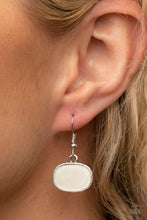 Load image into Gallery viewer, Hidden Cove White Necklace