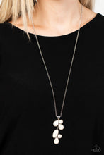 Load image into Gallery viewer, Wild Bunch Flair White Necklace