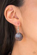 Load image into Gallery viewer, Dominican Disco Blue Wood Necklace