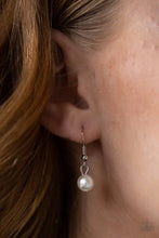 Load image into Gallery viewer, Pearl Pageant None White Necklace