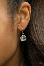 Load image into Gallery viewer, Spotlight Ready Silver Necklace