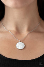 Load image into Gallery viewer, Shimmering Seashores White Necklace
