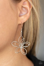 Load image into Gallery viewer, Flower Garden Fashionista Silver Necklace