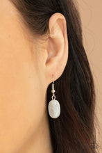 Load image into Gallery viewer, Cobble Creeks White Necklace